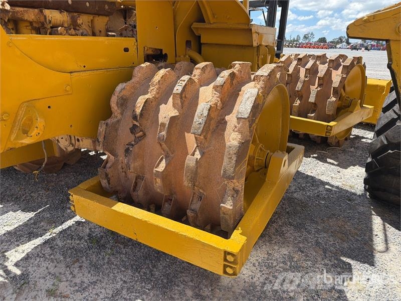 CAT 815 Ущільнювачі грунту
