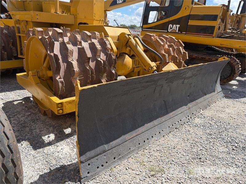 CAT 815 Ущільнювачі грунту