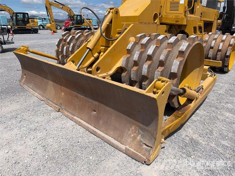 CAT 815F Ущільнювачі грунту