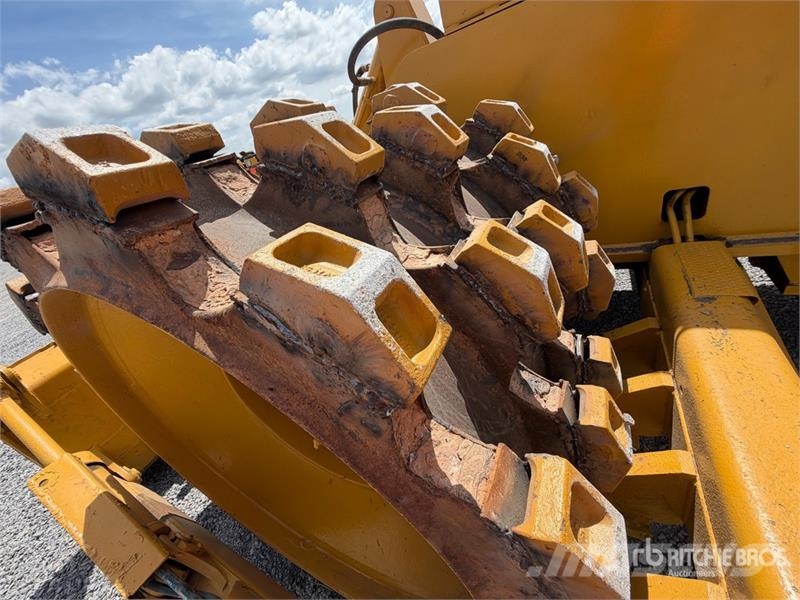 CAT 815F Compactadores de solo