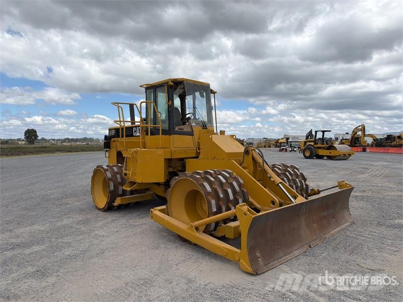 CAT 815F Ущільнювачі грунту