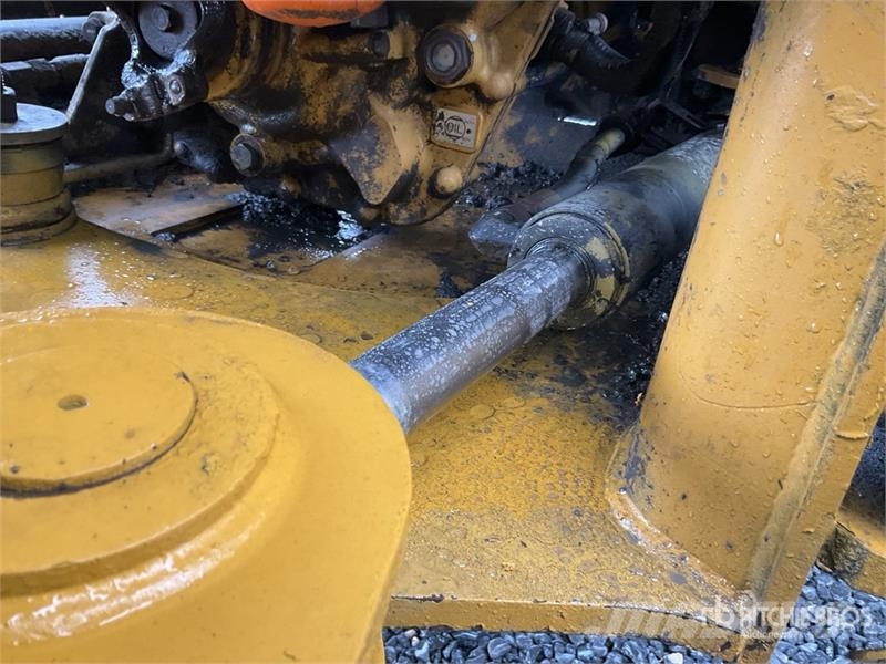 CAT 930K Kolesni nakladalci