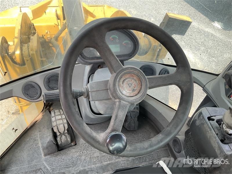 CAT 930K Cargadoras sobre ruedas