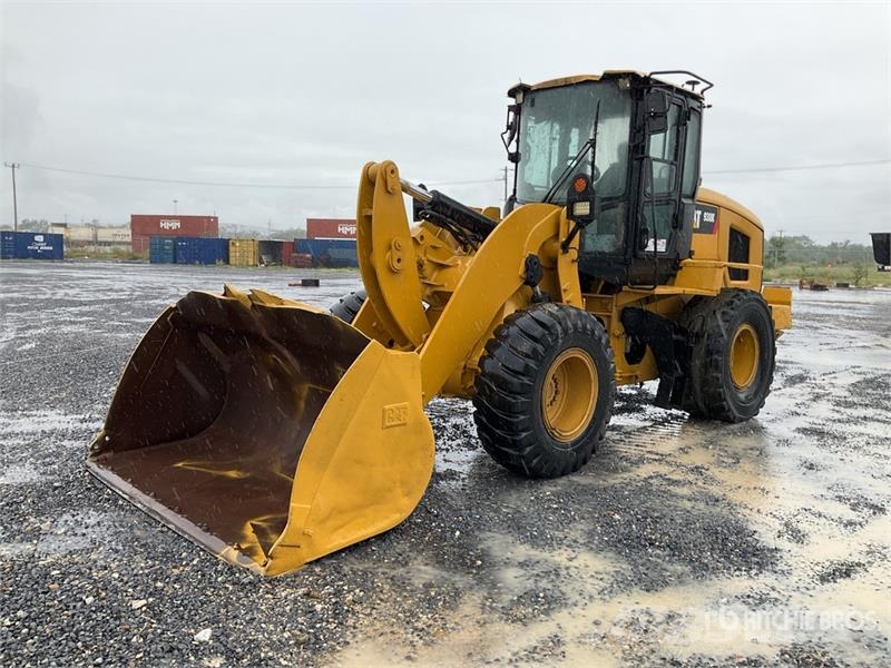 CAT 930K Kolesni nakladalci