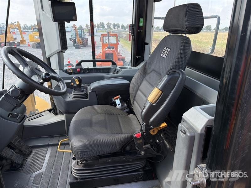 CAT 966 Cargador sobre Neumaticos / Wheel Loader Колесни товарачи