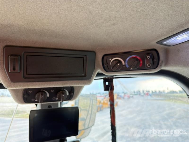 CAT 966 Cargador sobre Neumaticos / Wheel Loader Gumikerekes homlokrakodók