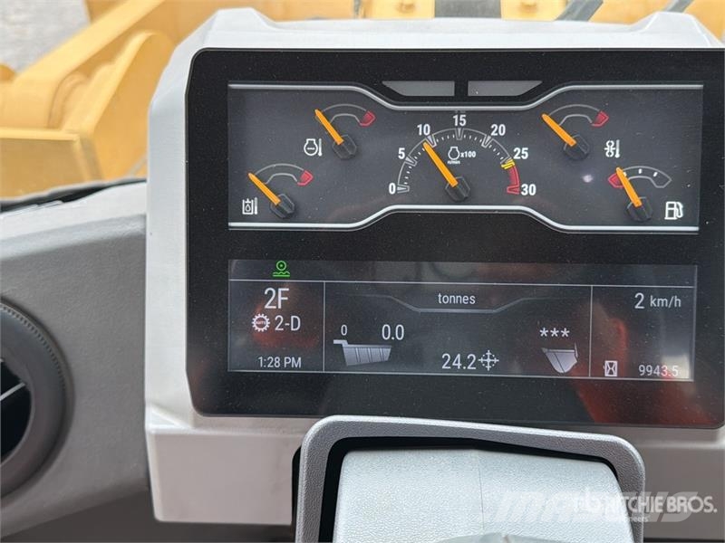 CAT 966 Cargador sobre Neumaticos / Wheel Loader لوادر بعجل