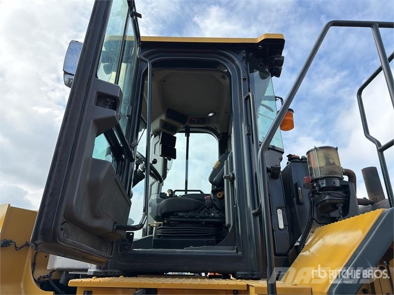 CAT 966 Cargador sobre Neumaticos / Wheel Loader Колесни товарачи