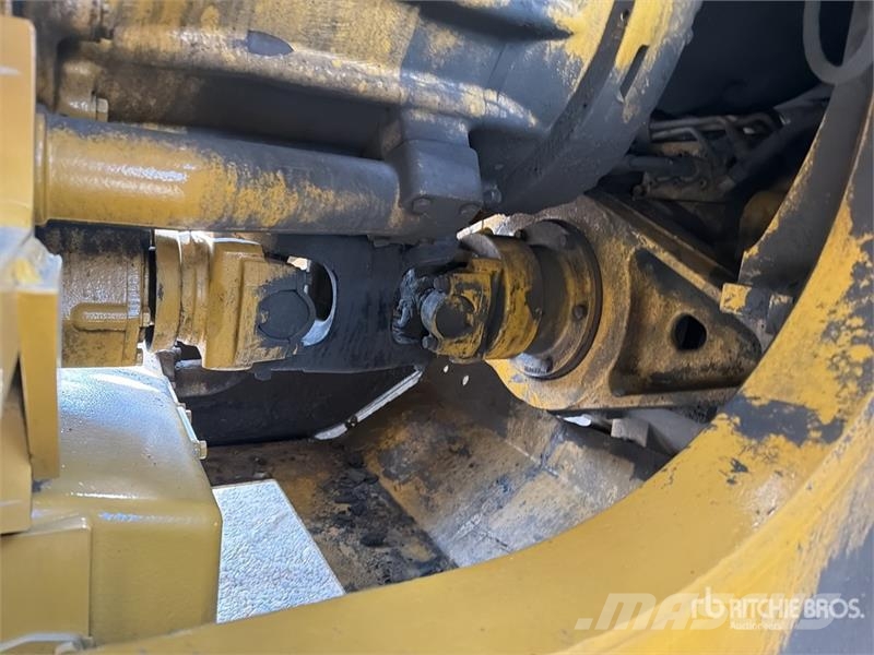 CAT 966 Cargador sobre Neumaticos / Wheel Loader Gumikerekes homlokrakodók