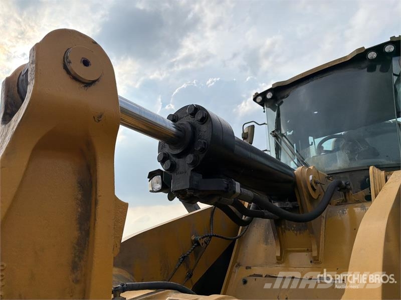 CAT 966 Cargador sobre Neumaticos / Wheel Loader Gumikerekes homlokrakodók
