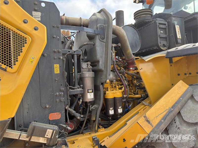 CAT 966 Cargador sobre Neumaticos / Wheel Loader Колесни товарачи