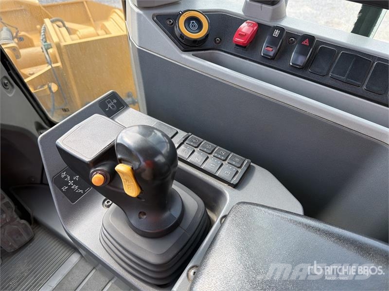 CAT 966 Cargador sobre Neumaticos / Wheel Loader Колесни товарачи
