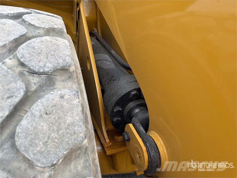 CAT 966 Cargador sobre Neumaticos / Wheel Loader Колесни товарачи