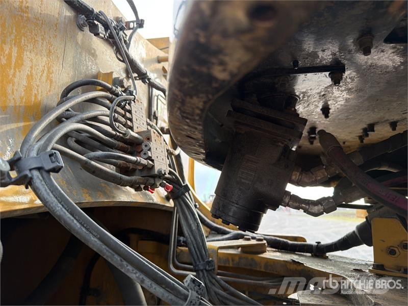 CAT 966 Cargador sobre Neumaticos / Wheel Loader Gumikerekes homlokrakodók