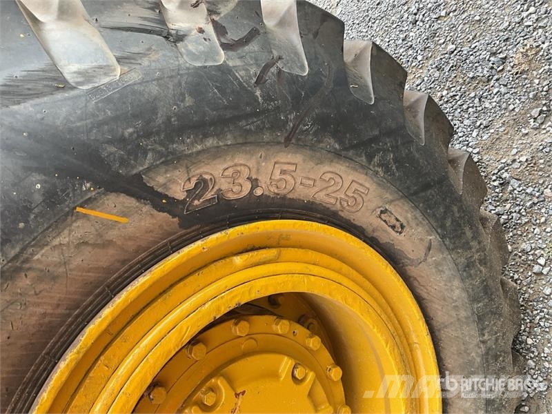 CAT 966C Utovarivači na kotačima
