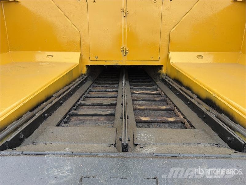CAT AP655D Finisseur