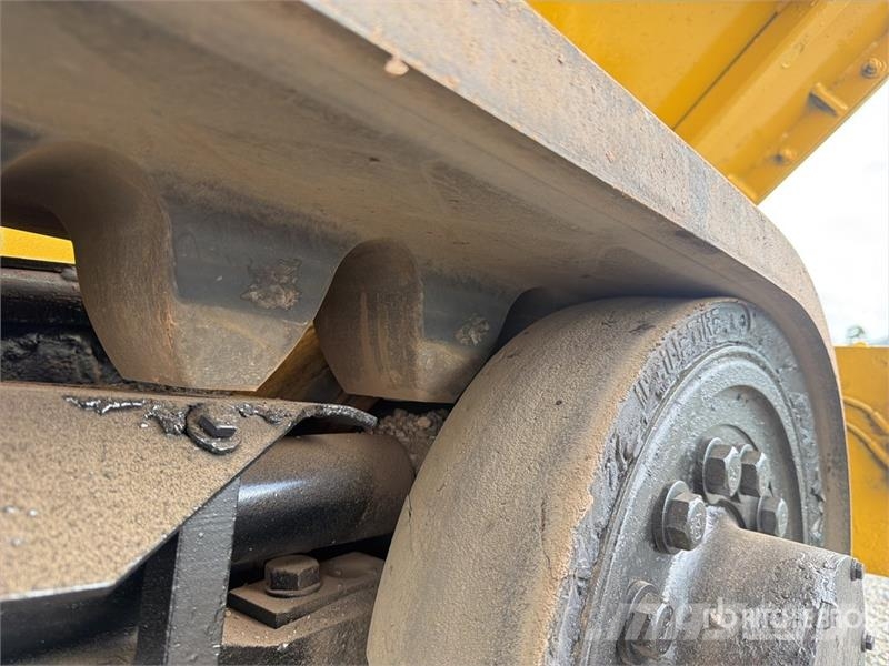 CAT AP655D Finisseur