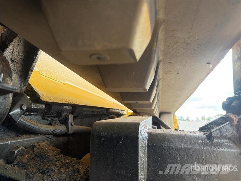 CAT AP655D Finisseur