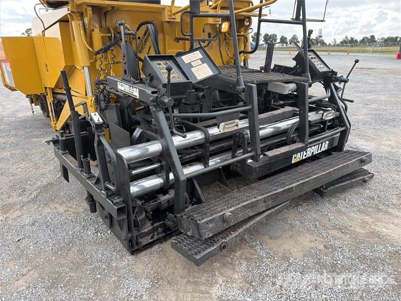 CAT AP655D Finisseur