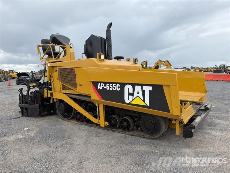 CAT AP655D Finisseur