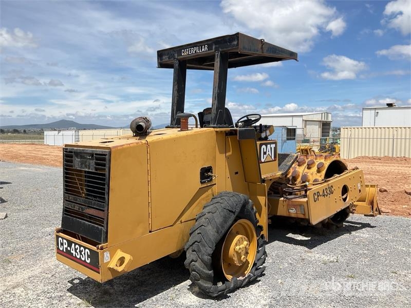CAT CP433C Rodillo de Pisones / Padfoot Drum Compactor Egydobos hengerek