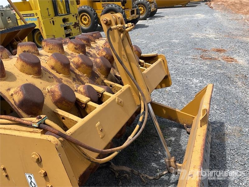 CAT CP433C Rodillo de Pisones / Padfoot Drum Compactor Egydobos hengerek