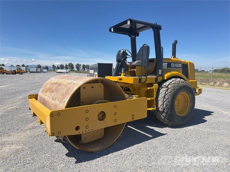 CAT CS-533D Rodillo / Smooth Drum Compactor Egydobos hengerek