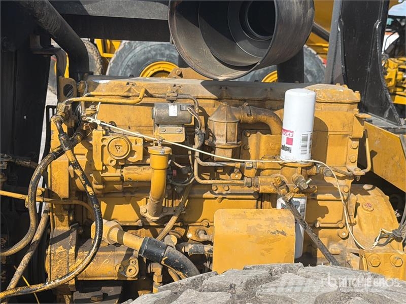 CAT CS-533D Rodillo / Smooth Drum Compactor Egydobos hengerek