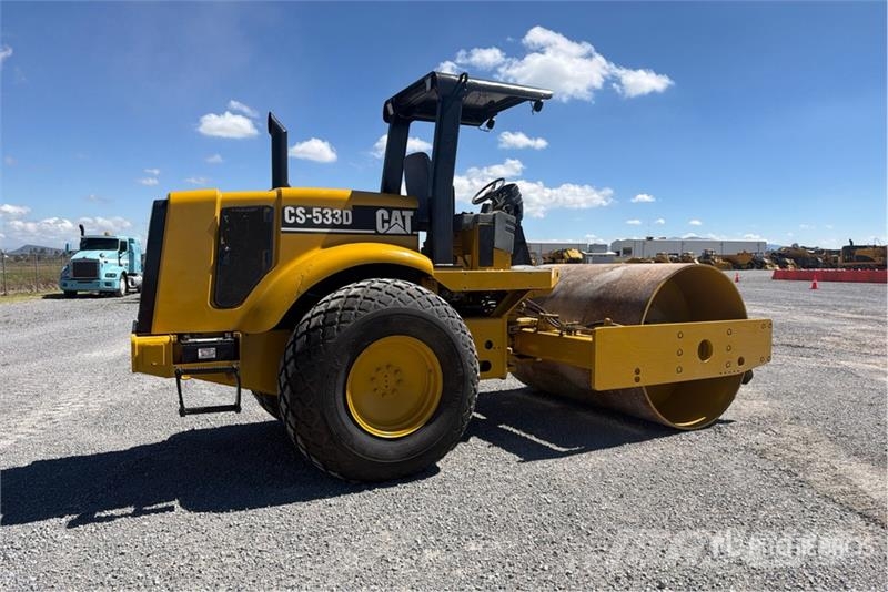 CAT CS-533D Rodillo / Smooth Drum Compactor Egydobos hengerek