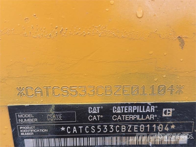 CAT CS-533E Rodillo / Smooth Drum Compactor مداحل أحادية الأسطوانة