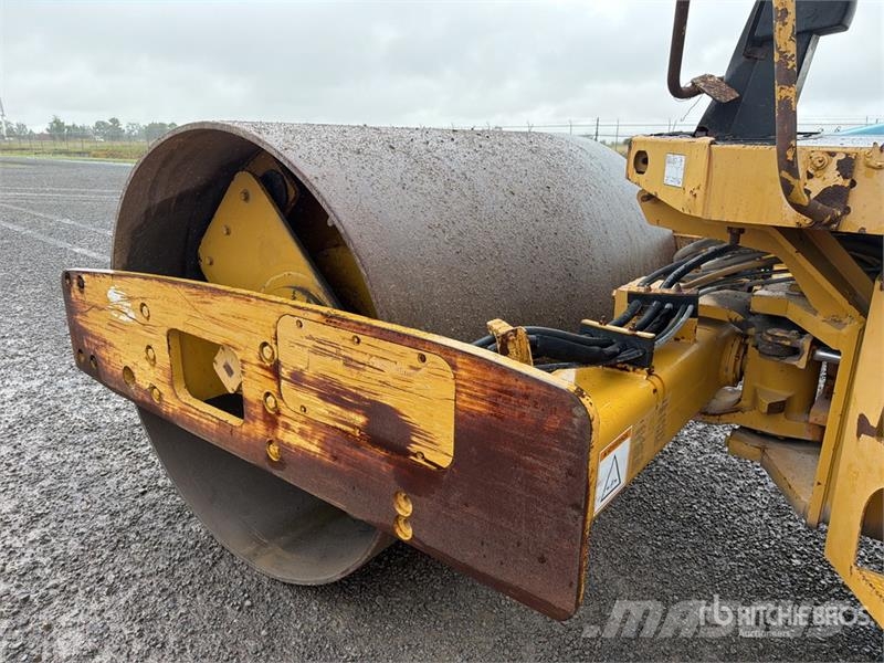CAT CS-533E Rodillo / Smooth Drum Compactor مداحل أحادية الأسطوانة