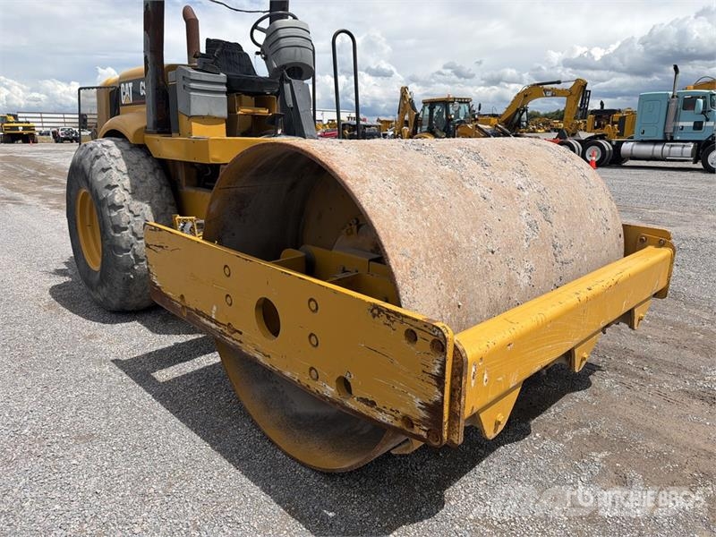 CAT CS533D Rodillo / Smooth Drum Compactor Valjci sa jednim bubnjem