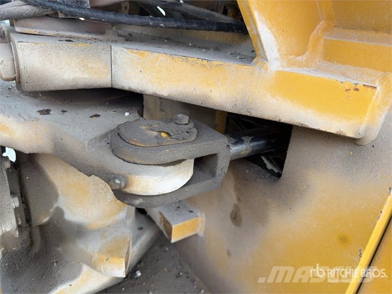 CAT CS533D Rodillo / Smooth Drum Compactor Valjci sa jednim bubnjem