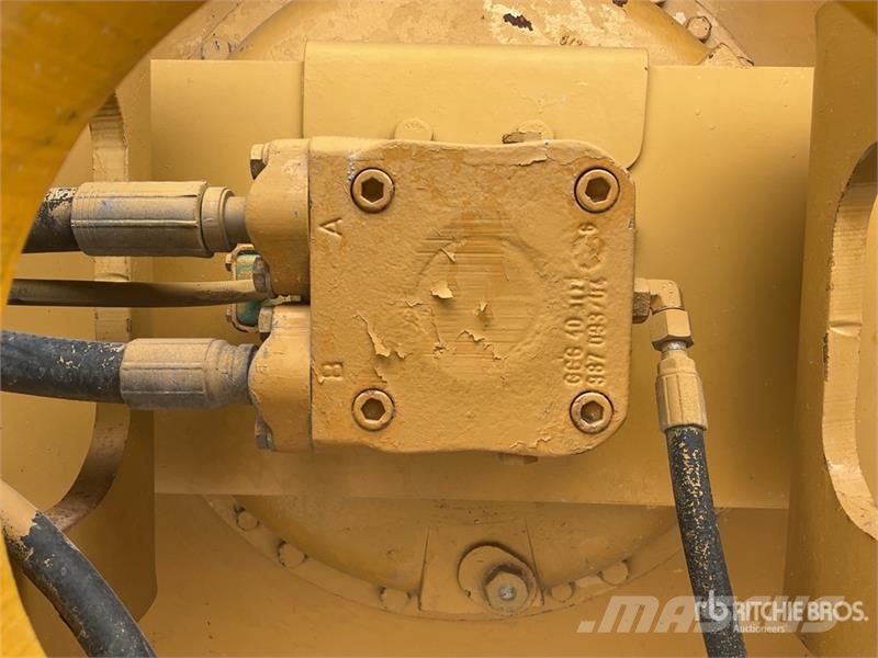 CAT CS533D Rodillo / Smooth Drum Compactor Tek tamburlu silindirler