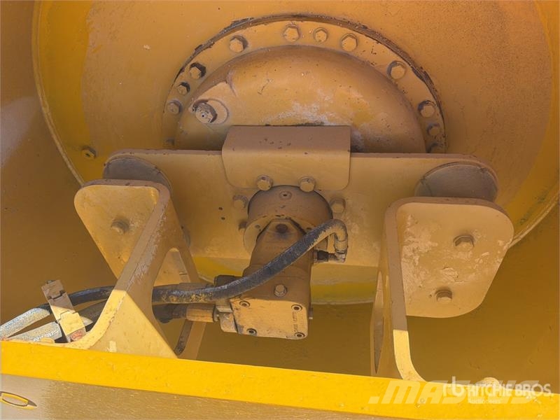 CAT CS533D Rodillo / Smooth Drum Compactor Walzenzüge
