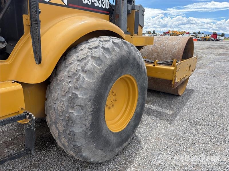 CAT CS533D Rodillo / Smooth Drum Compactor Valjci sa jednim bubnjem