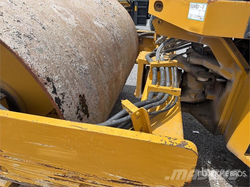 CAT CS533D Rodillo / Smooth Drum Compactor Valjci sa jednim bubnjem