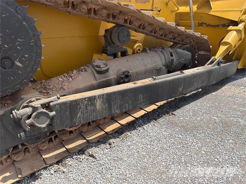CAT D6R XL Series II Buldozer sobre oruga