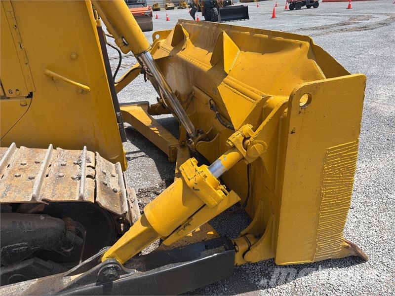 CAT D6R XL Series II Buldozer sobre oruga