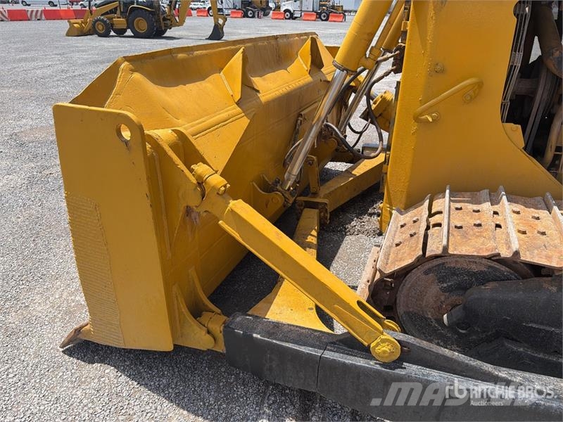 CAT D6R XL Series II Buldozer sobre oruga