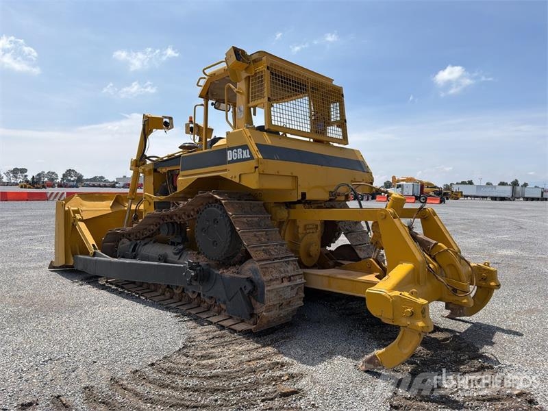 CAT D6R XL Series II Buldozer sobre oruga