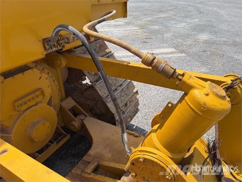 CAT D6R XL Series II Buldozer sobre oruga