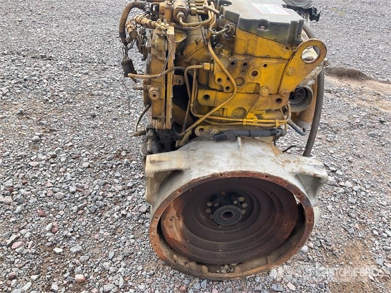 CAT Motor (INOPERABLE) / Engine (Inoperable) Двигатели