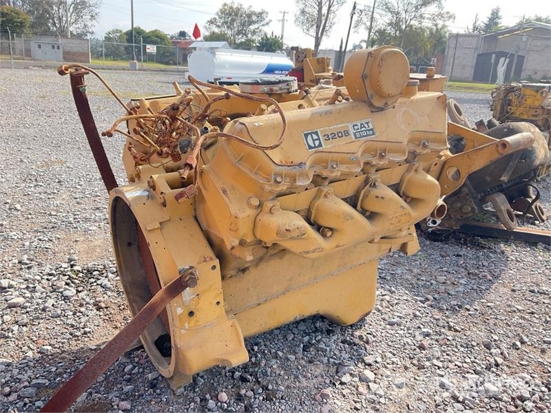 CAT Motor (INOPERABLE) / Engine (Inoperable) Двигатели