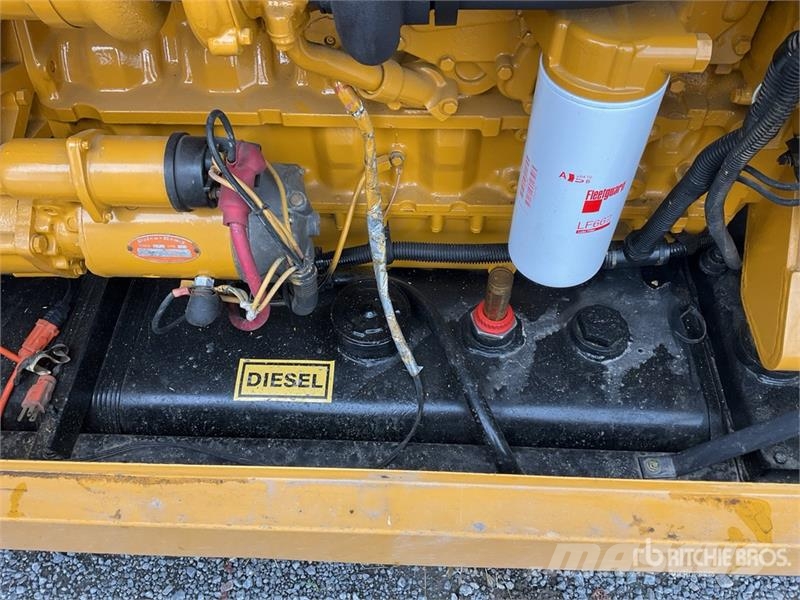 CAT SR4 156 kVA Skid-Mounted Planta de Luz / Generator Generadores diésel