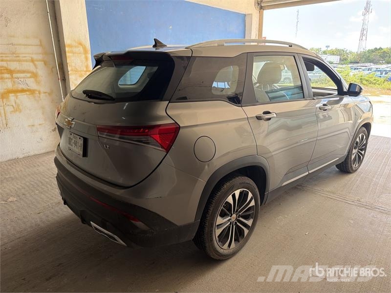 Chevrolet Captiva LT Camioneta / SUV Lengvieji automobiliai