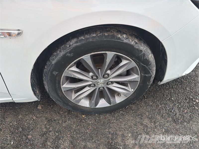 Chevrolet Cavalier Automovil / Automobile Personbiler