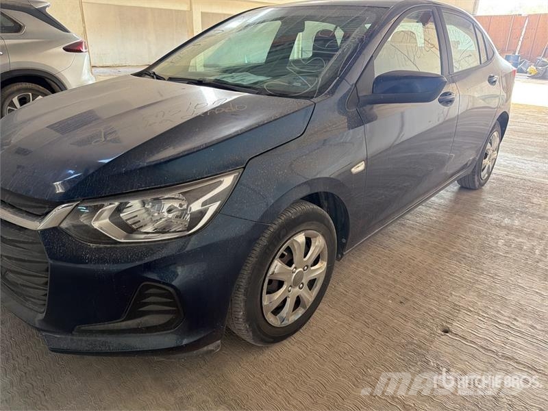 Chevrolet Onix LS Automovil / Automobile Automobili