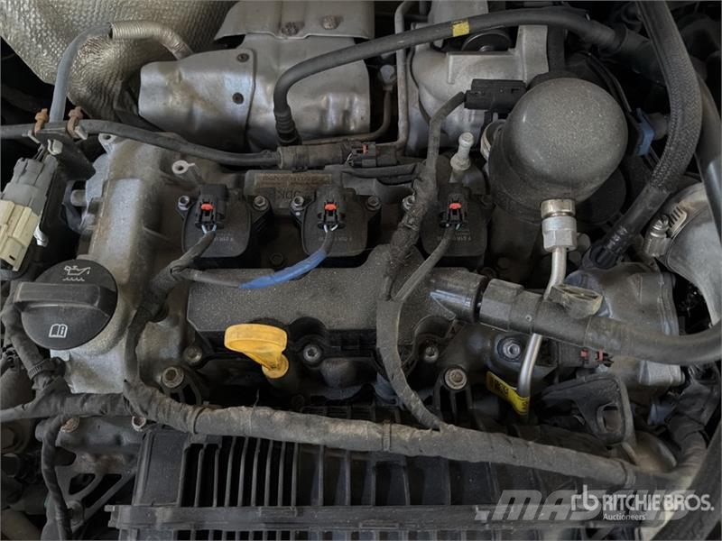 Chevrolet Onix LS Automovil / Automobile Automobili