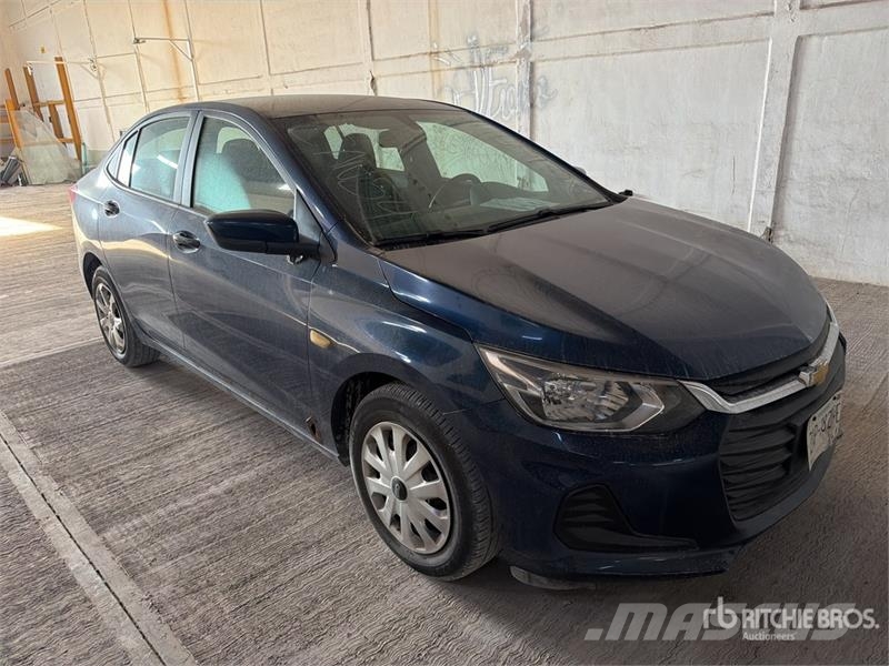 Chevrolet Onix LS Automovil / Automobile Automobili